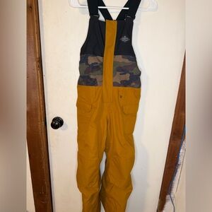 686 Youth Mustard and Camo Snowboard Pants